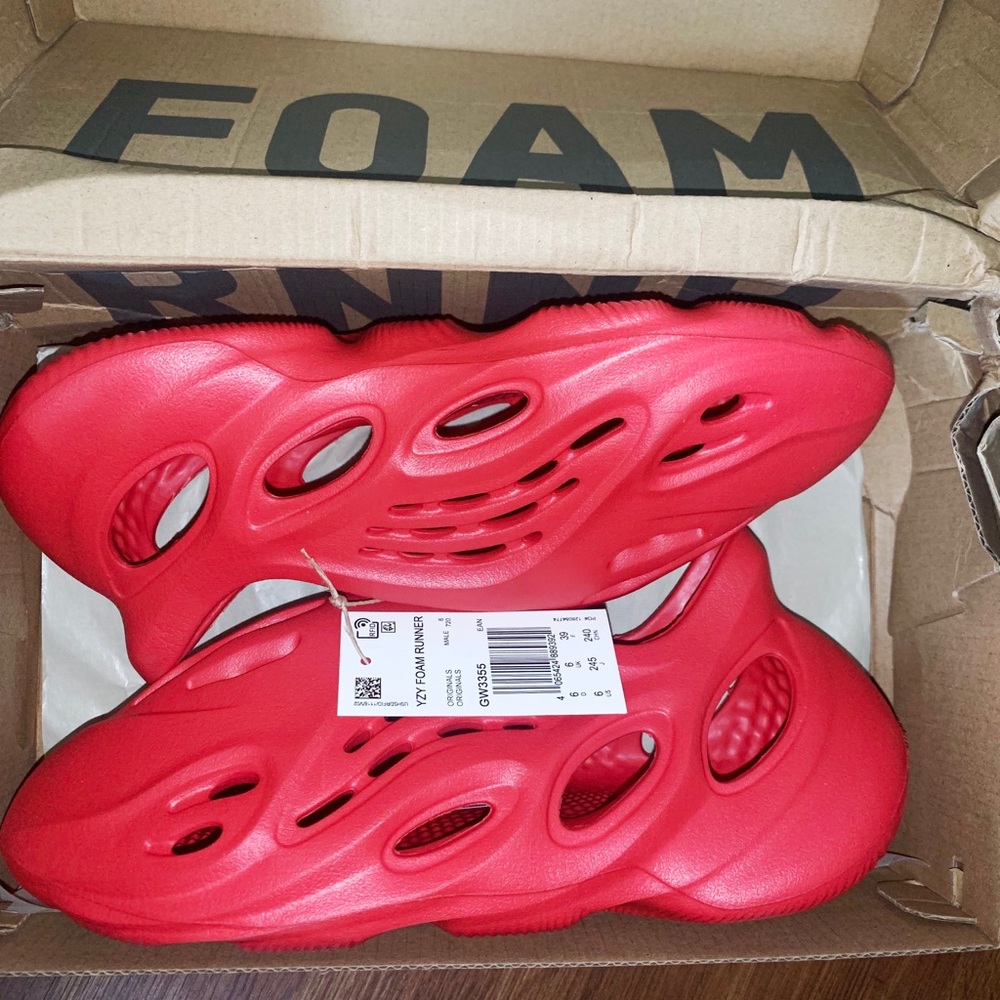 Yeezy Foam Runners